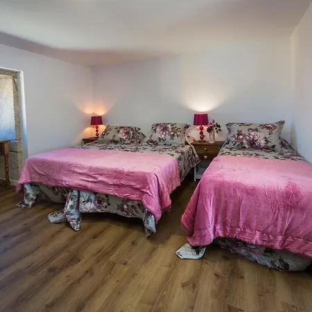 Casa Lela دومبريا