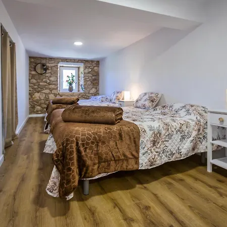 منزل ريفي Casa Lela دومبريا